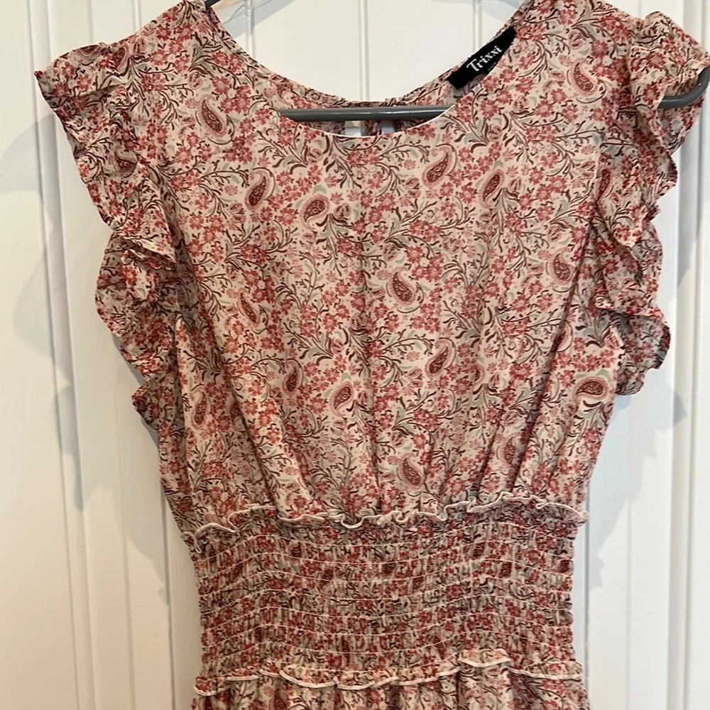 Floral Ruffle Dress - Picture 4 of 11